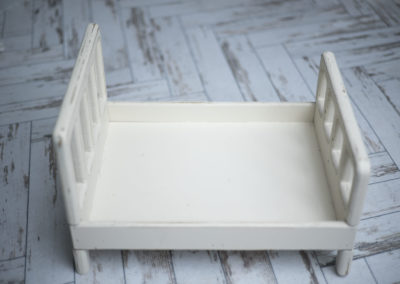 Cream bed for Cedar Rapids Newborn portraits